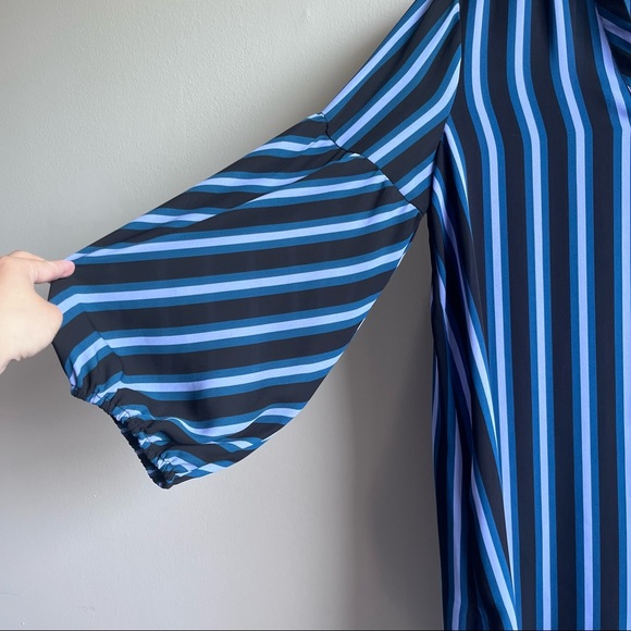 IMNYC Isaac Mizrahi striped black cyan tunic blouse size medium - Picture 4 of 11